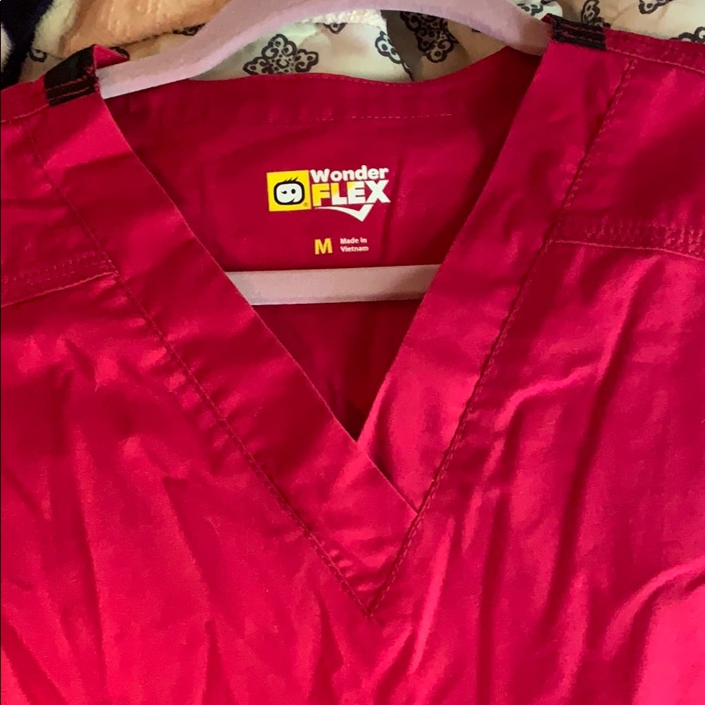 Wonderwink wonderflex top